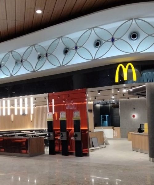 Mumbai-Intl-Airport-McDonalds-outlet-Image-1